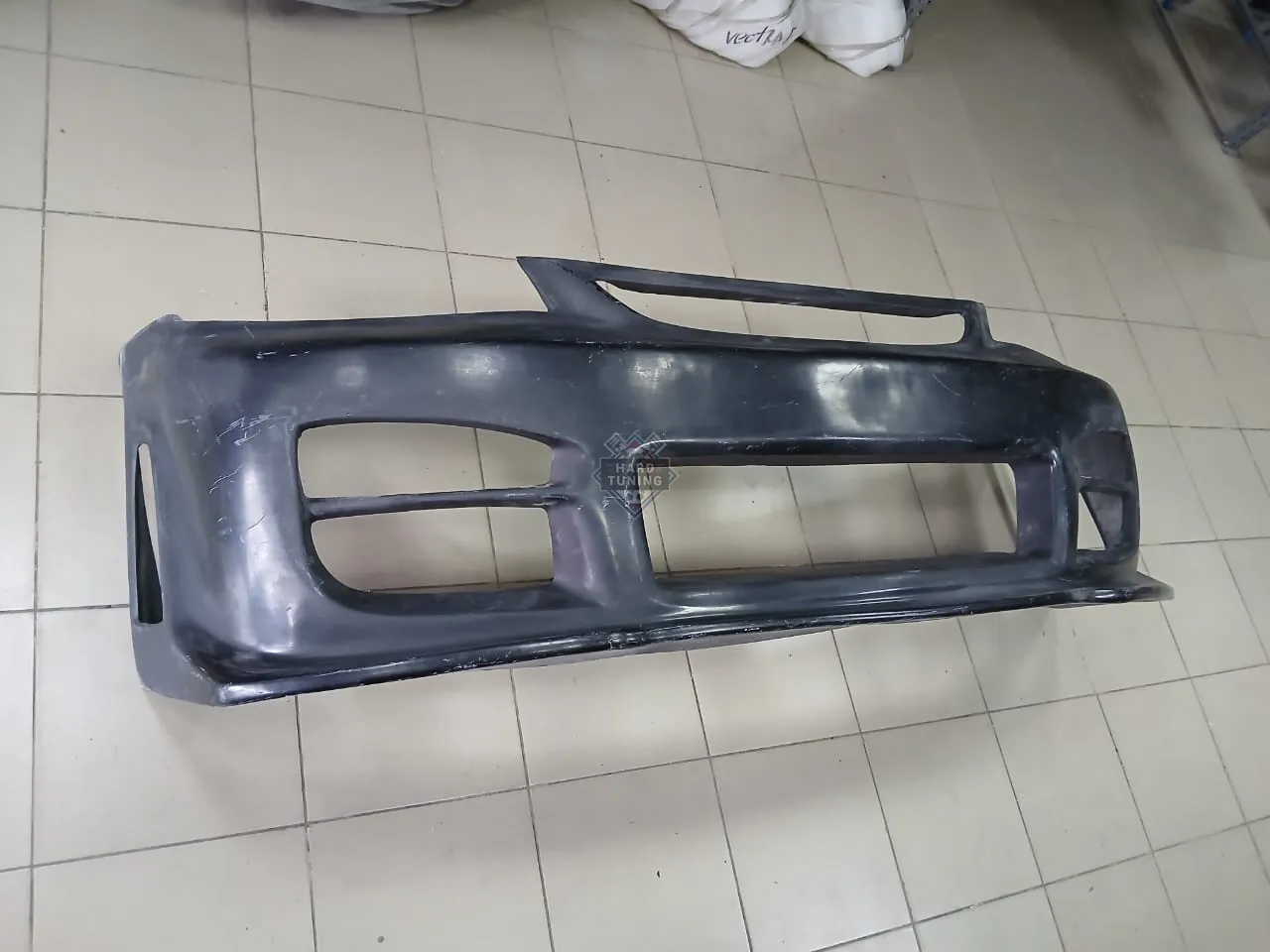 Передний бампер R34 Honda Civic 7 (2001-2003)