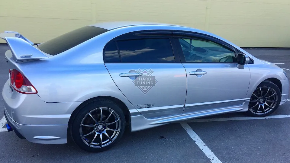 Накладки на пороги MUGEN Honda Civic 8 4D ABS пластик