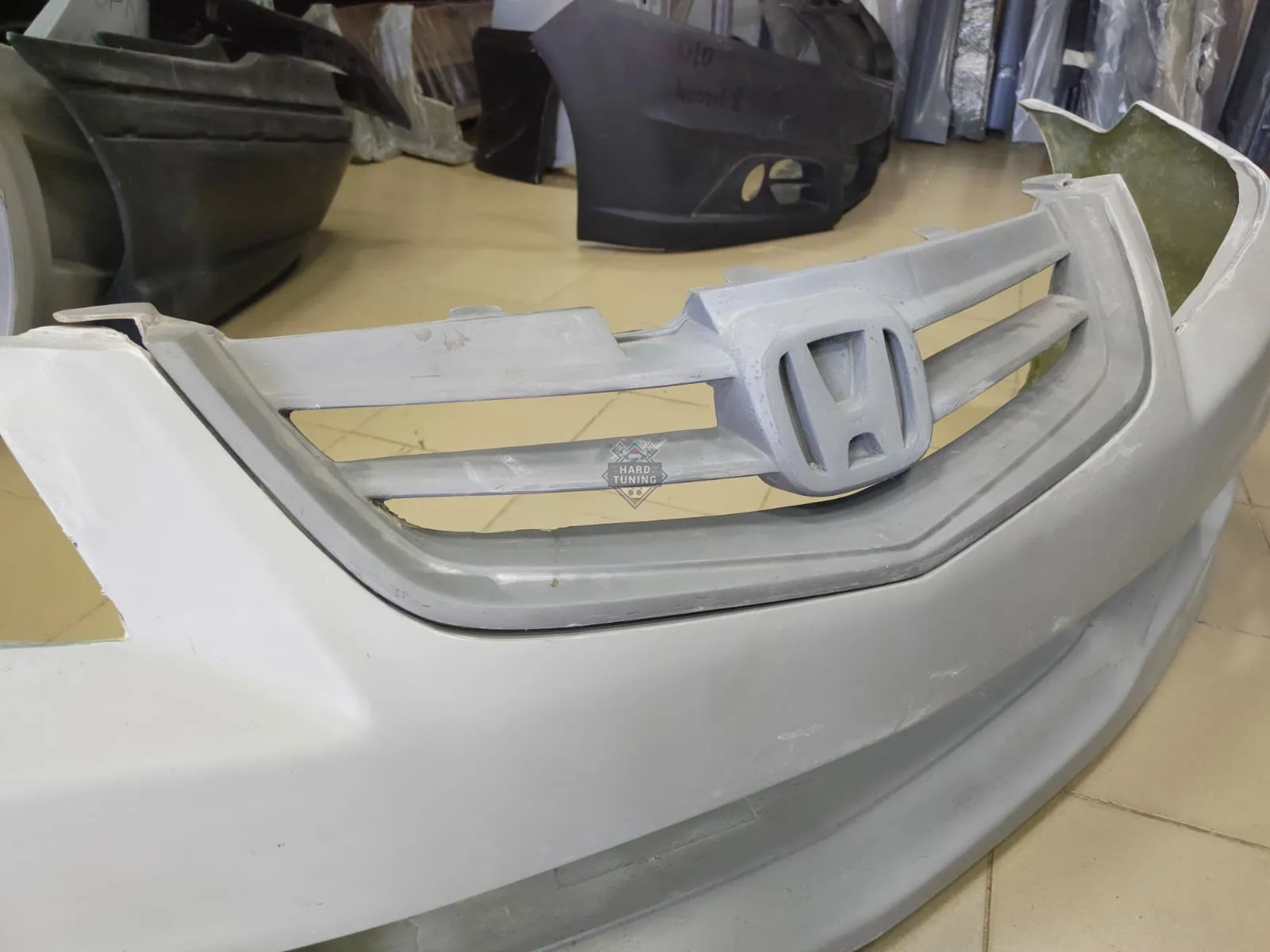 Решетка радиатора MODULO Honda Accord 7