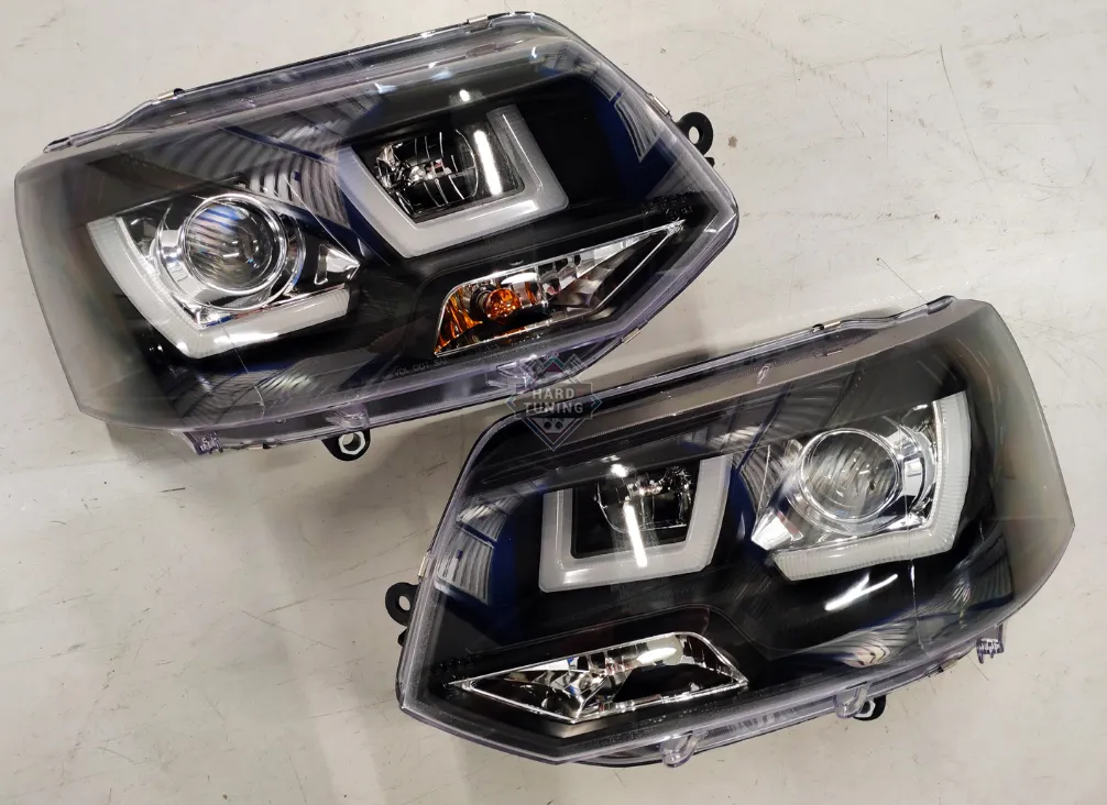 Передние фары Volkswagen T5 (2010-2015) U-LED Light черные
