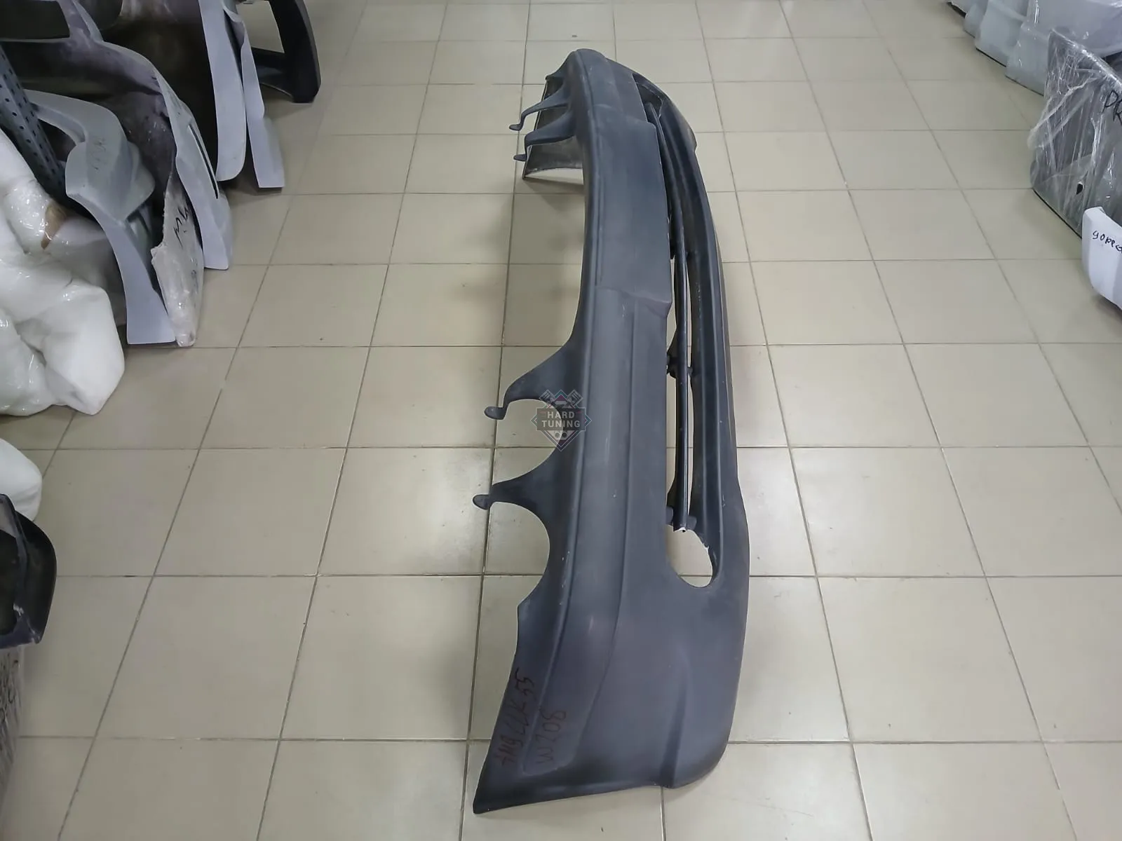Передний бампер AMG CLK 55 Mercedes CLK-Class W208