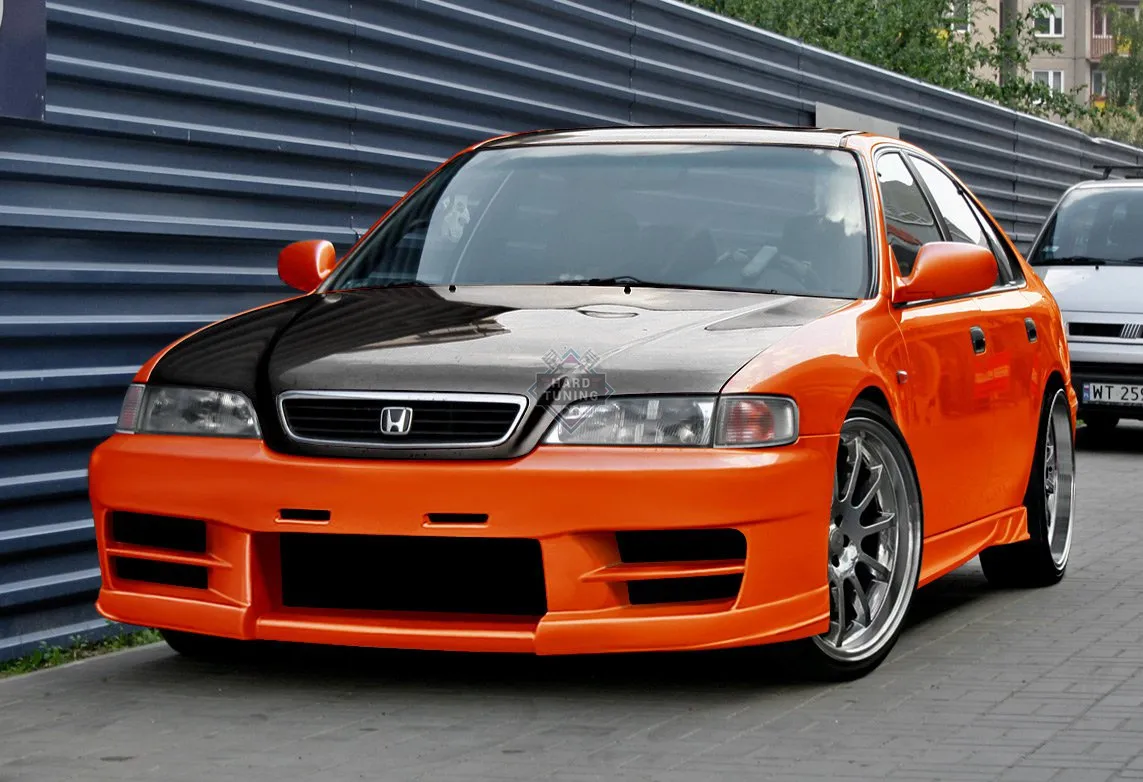 Передний бампер ARJO Honda Accord 5