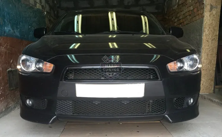 Решетка радиатора без значка Mitsubishi Lancer 10 (2006-2011)