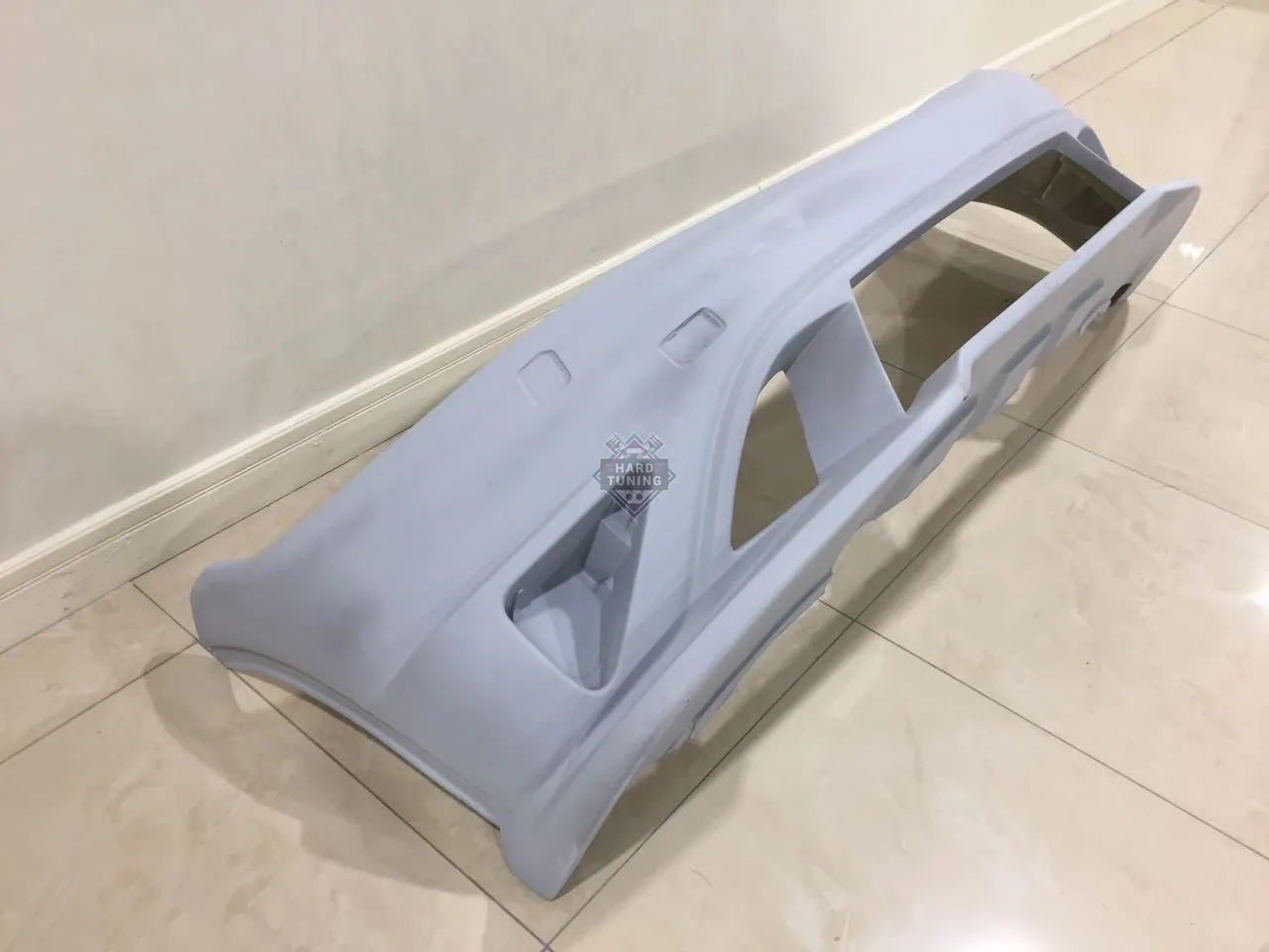 Передний бампер NEODESIGN Honda Civic 8 5D