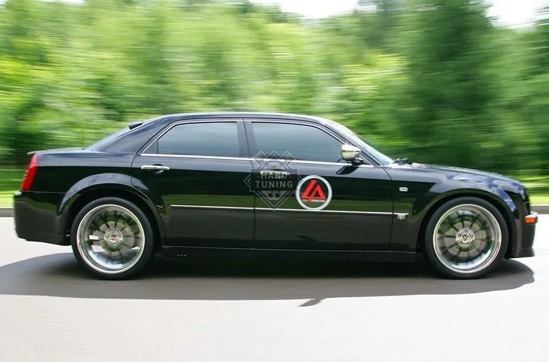 Накладка на задний бампер LA CONNECTION Chrysler 300C