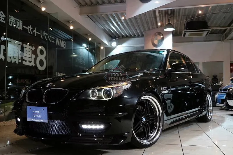 Передний бампер ENERGY MOTORSPORT BMW E60
