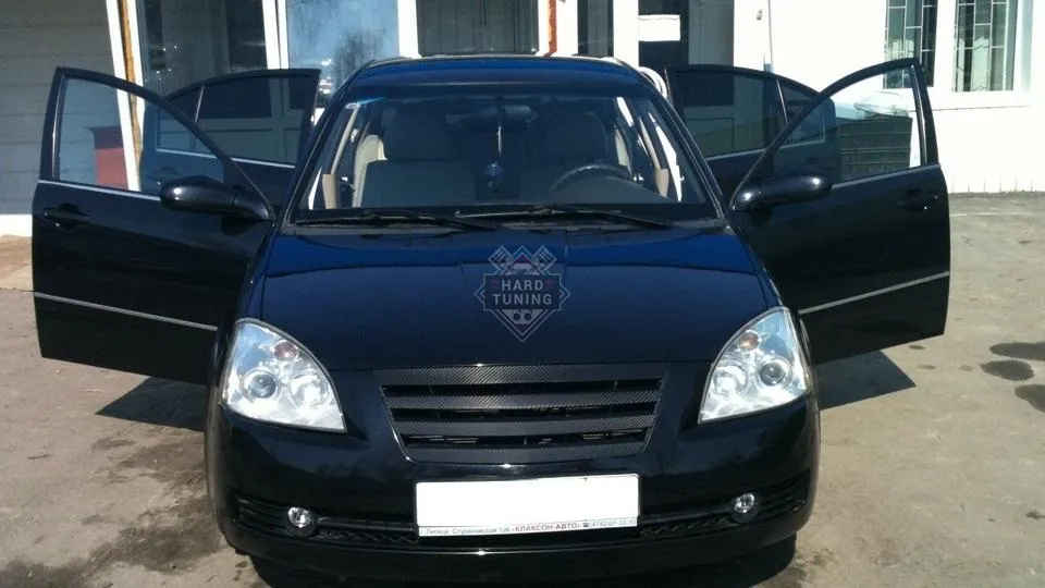 Решетка радиатора Chery Fora