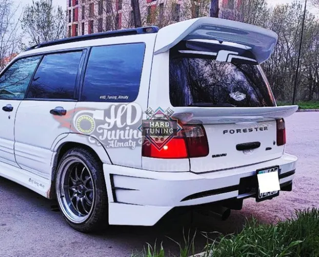 Бампер задний Custom Subaru Forester SF