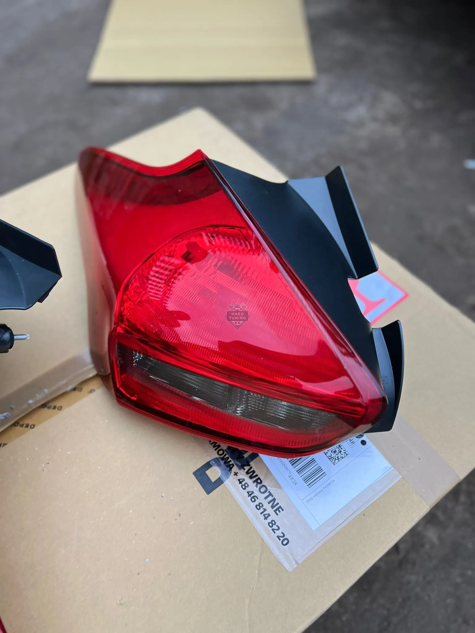 Задние фонари Ford Focus 3 (2015-2018) Hatchback LED красно-тонированные