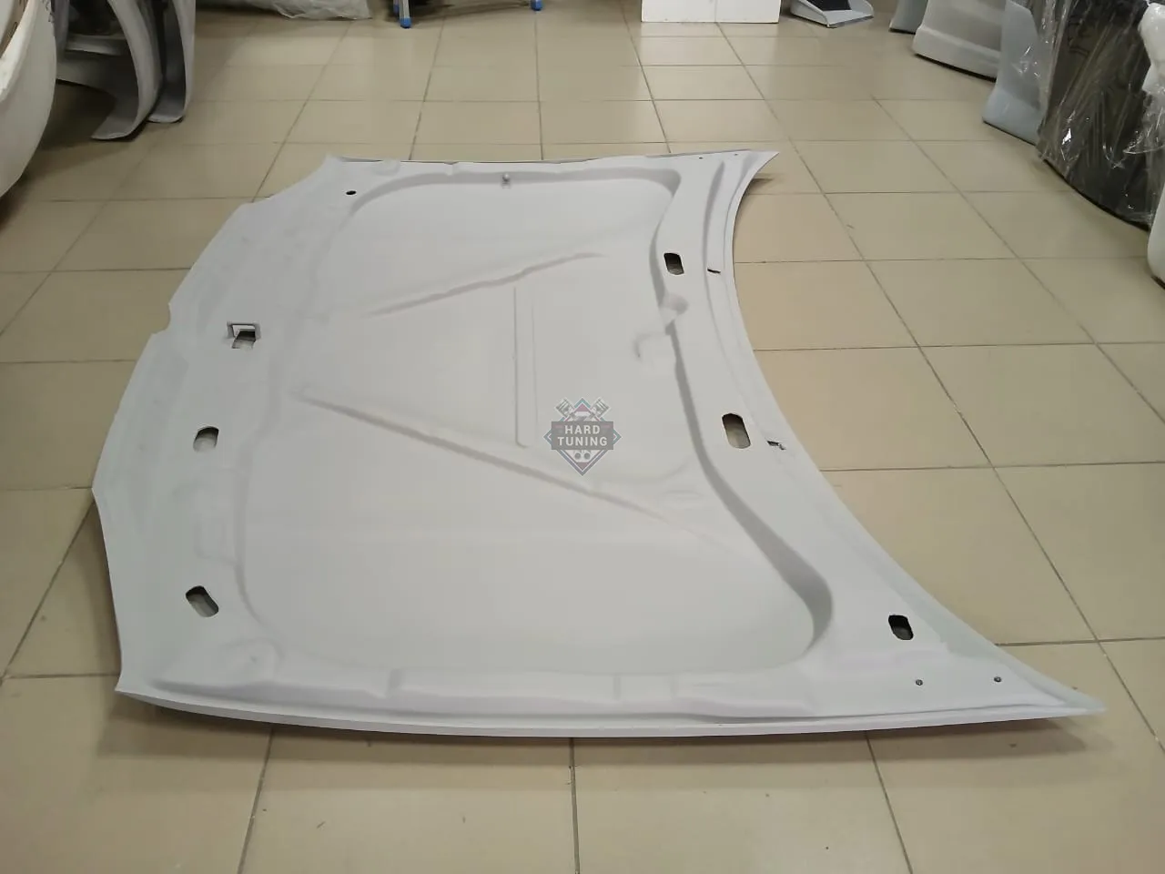 Капот пластиковый штатный Volkswagen Golf 4