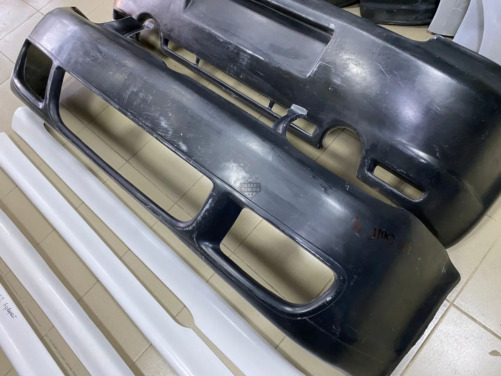 Обвес R32 Volkswagen Golf 4 3D / 5D