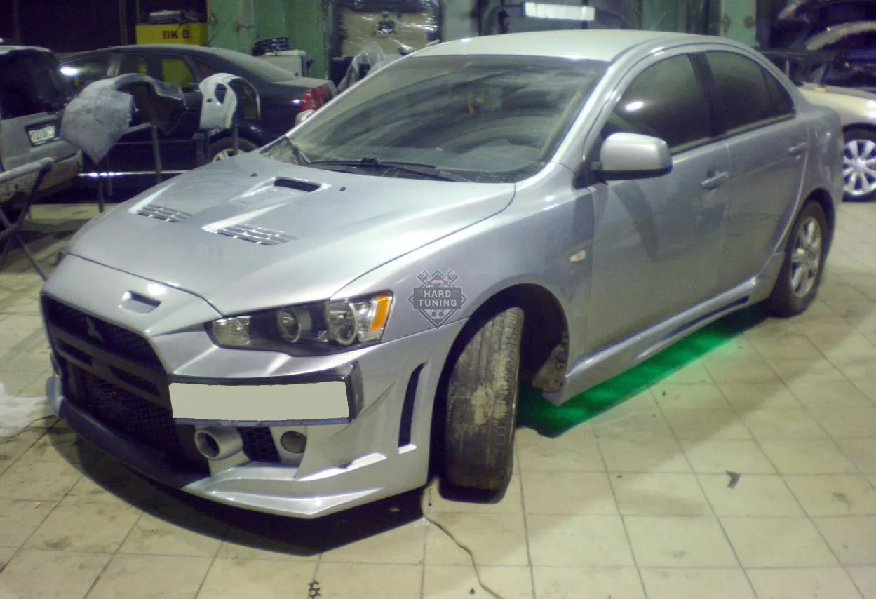 Накладки на пороги FQ-400 Mitsubishi Lancer 10 (2007-2016) стеклопластик