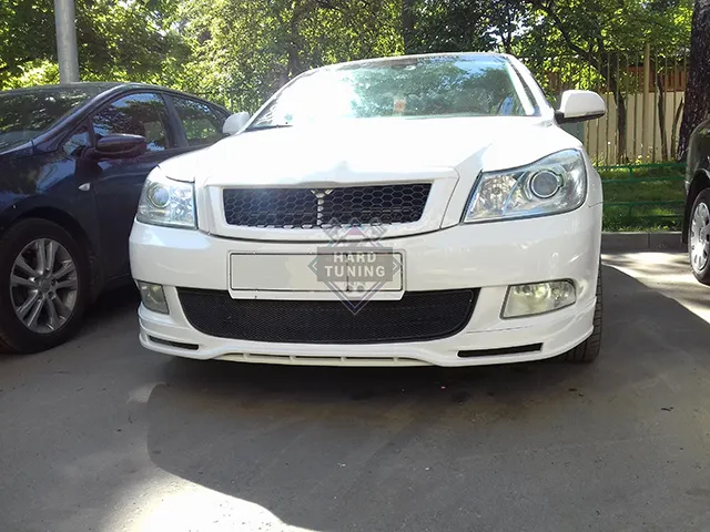 Решетка радиатора HT Skoda Octavia A5 FL