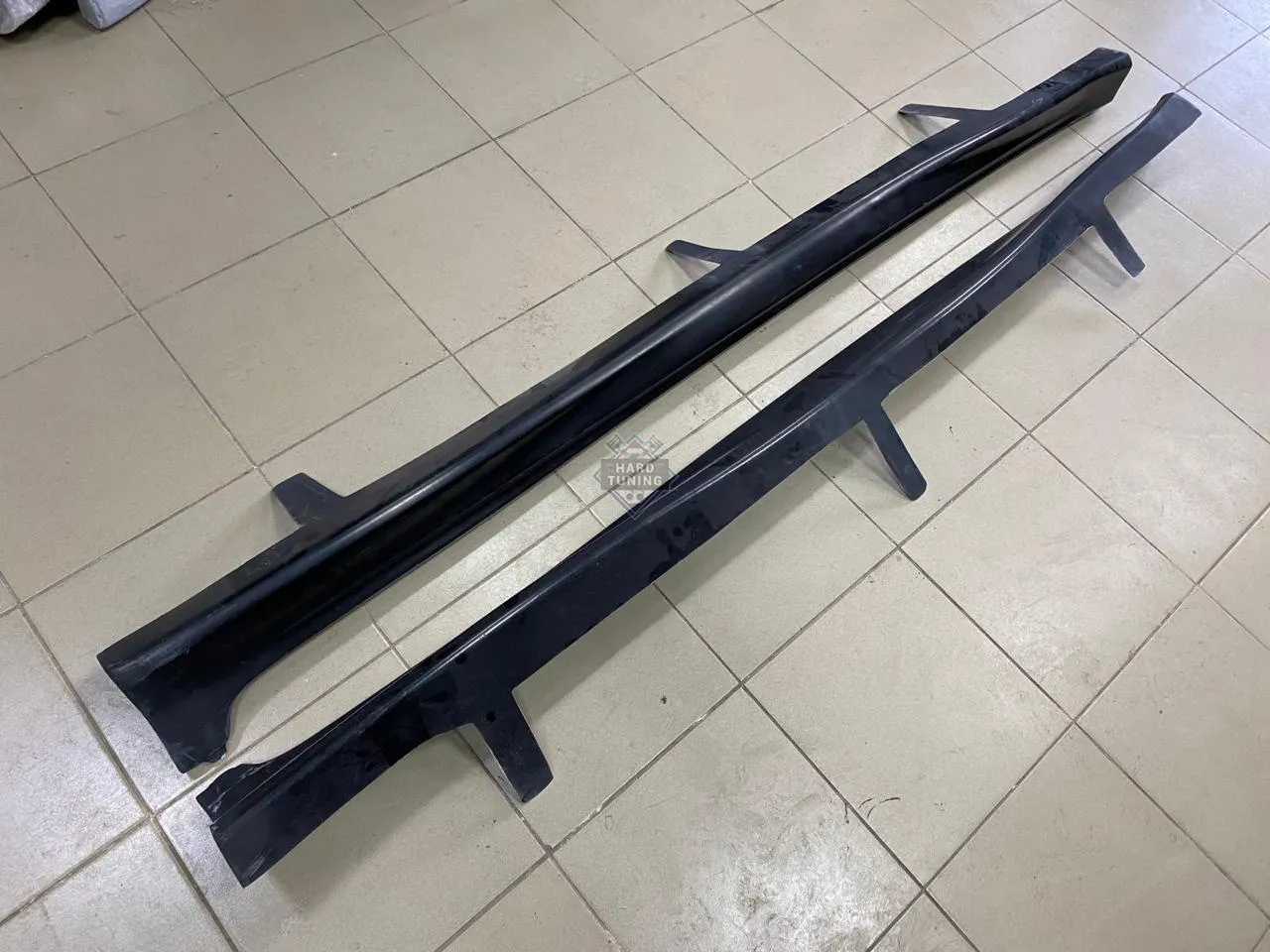 Накладки на пороги MUGEN Honda Civic 8 5D