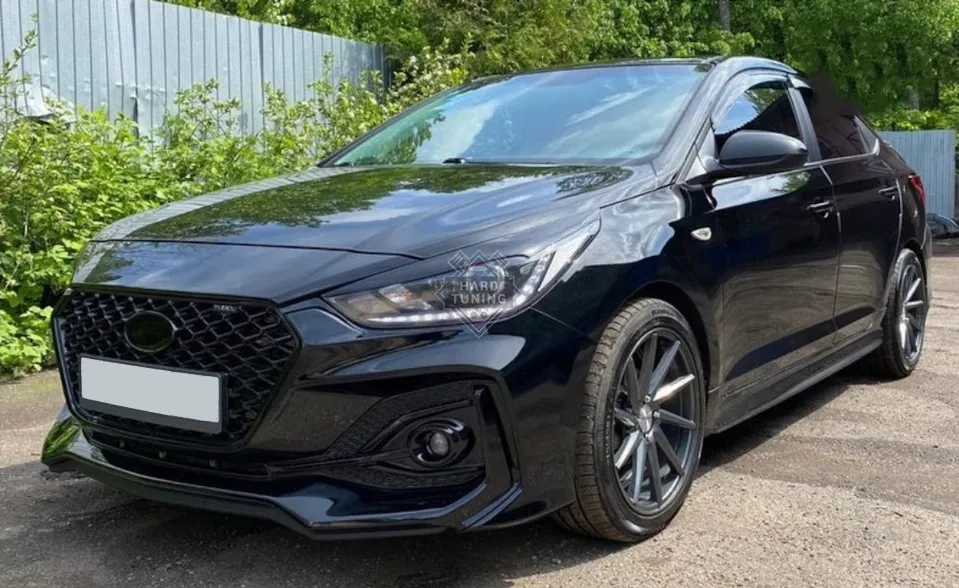 Накладки на пороги MERCEDES-STYLE Hyundai Solaris 2 (2017+)