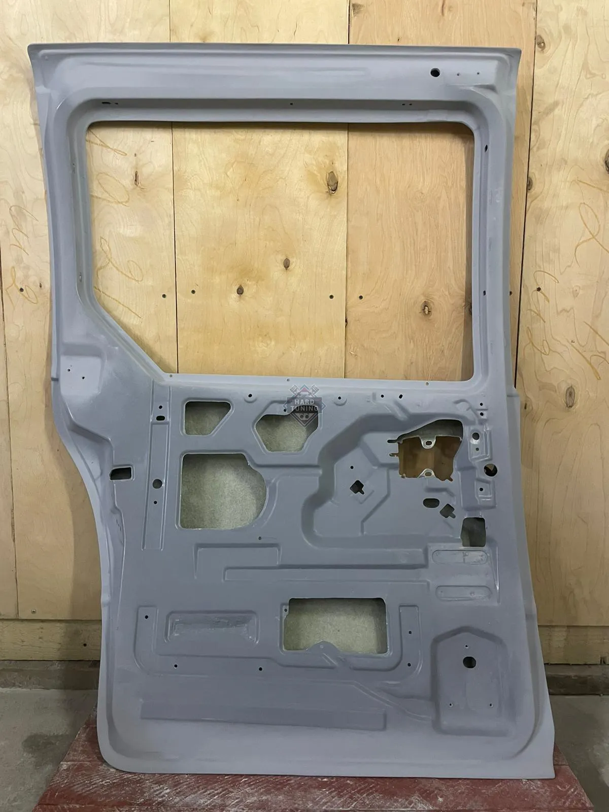 Сдвижная дверь Левая Dodge Caravan 3 (1995-2000)/ Chrysler Voyager 3 (1995-2001)