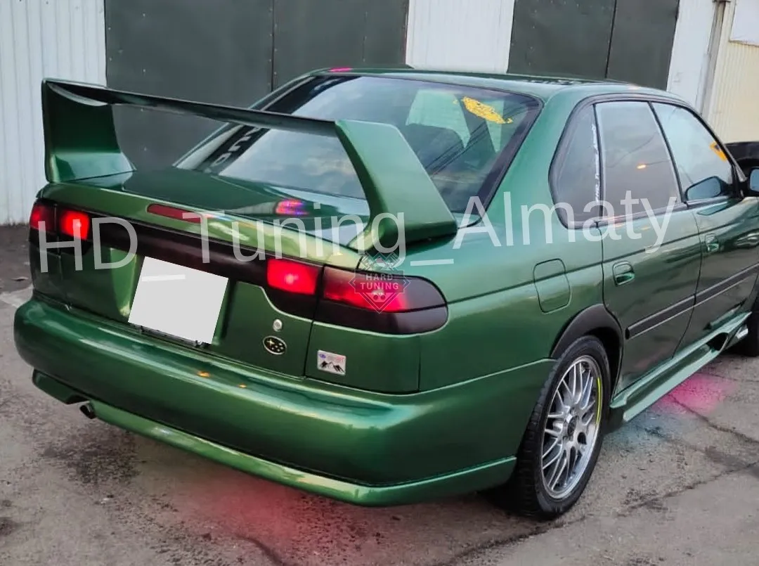 Бампер задний сток Subaru Legacy BD