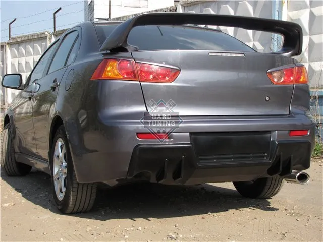 Накладка на задний бампер EVO V2 Mitsubishi Lancer 10 (2007-2016)