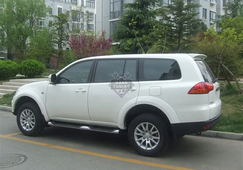 Спойлер Mitsubishi Pajero Sport 2