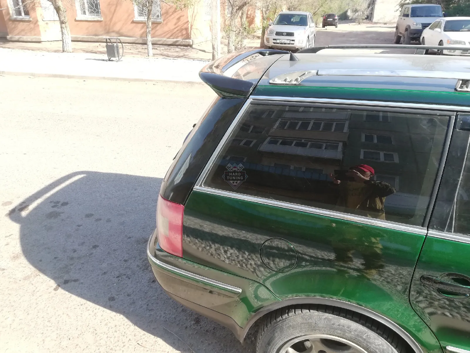 Спойлер на универсал Volkswagen Passat (B5)