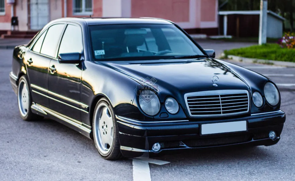 Передний бампер AMG 55 Mercedes E-Class W210 дорестайлинг