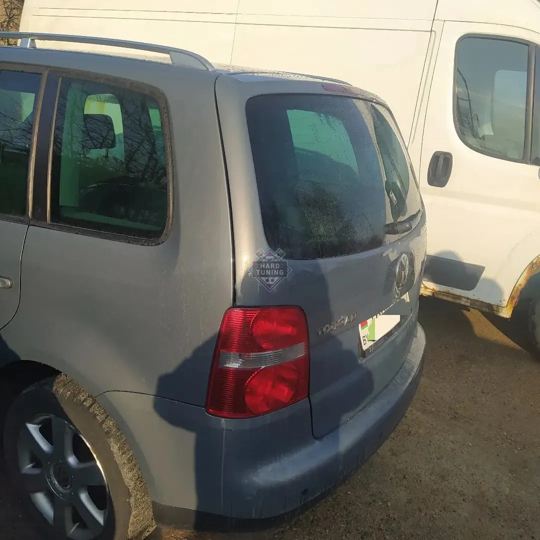 Крышка багажника стеклопластик Volkswagen Touran 1