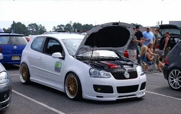 Накладка на передний бампер Rieger Volkswagen Golf 5