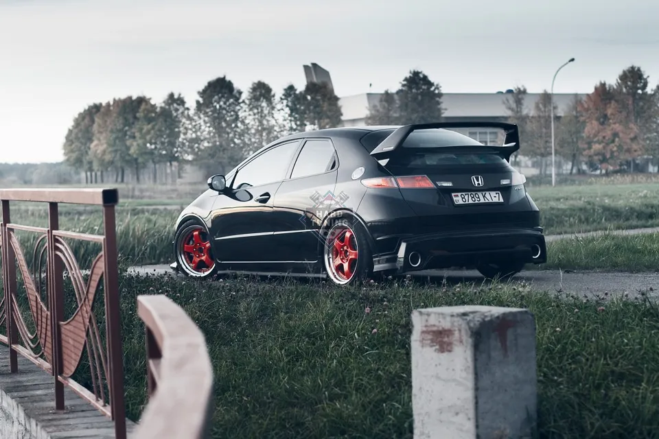 Обвес MUGEN Honda Civic 8 5D