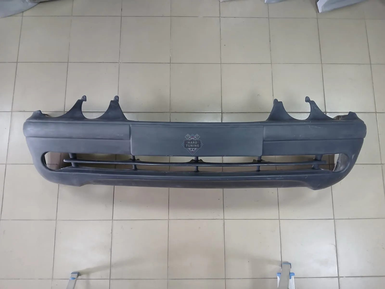Передний бампер AMG CLK 55 Mercedes CLK-Class W208