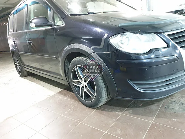 Накладка на арки Volkswagen Touran MK1 рестайлинг