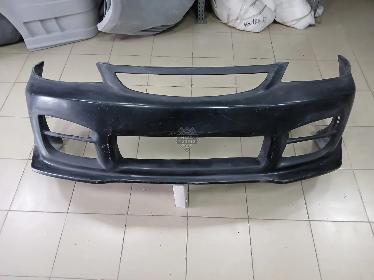 Передний бампер R34 Honda Civic 7 (2001-2003)
