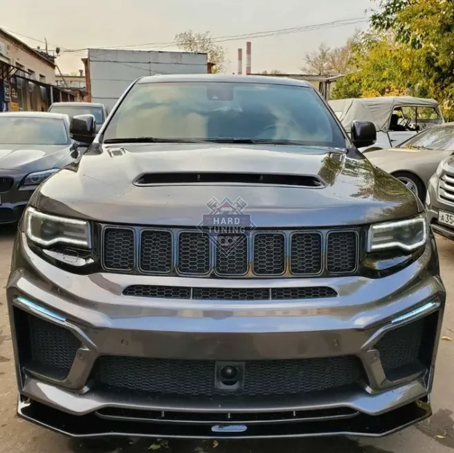 Передний бампер в сборе с решеткой радиатора SRT8 Jeep Grand Cherokee WK2