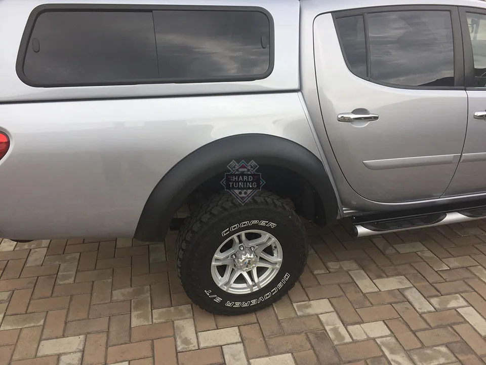 Расширители колесных арок Mitsubishi L200 (2010-2014) Длинный кузов +60 мм