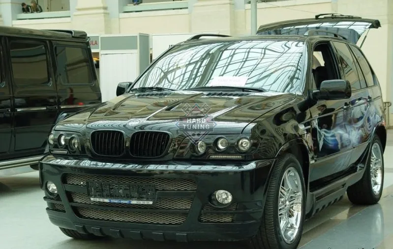 Передний бампер TARANTUL BMW X5 E53