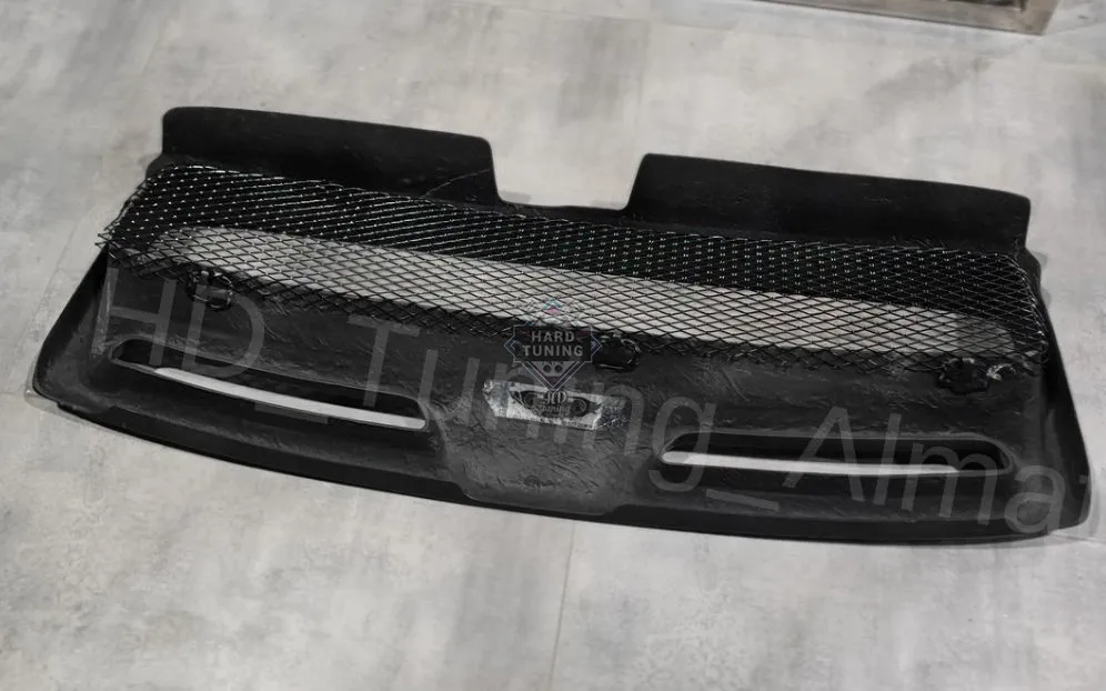 Решетка радиатора Cross Sport Subaru Forester SG Дорестайлинг