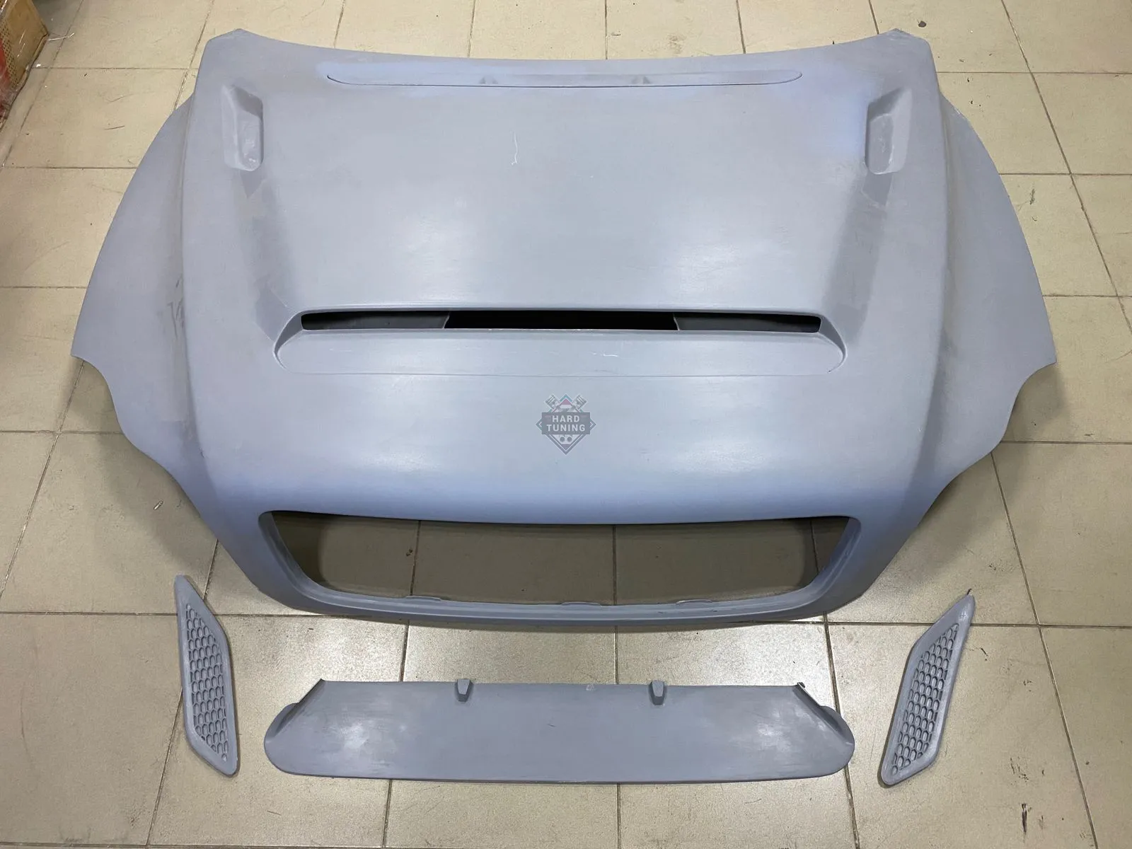 Капот DEMON HOOD Volvo XC90
