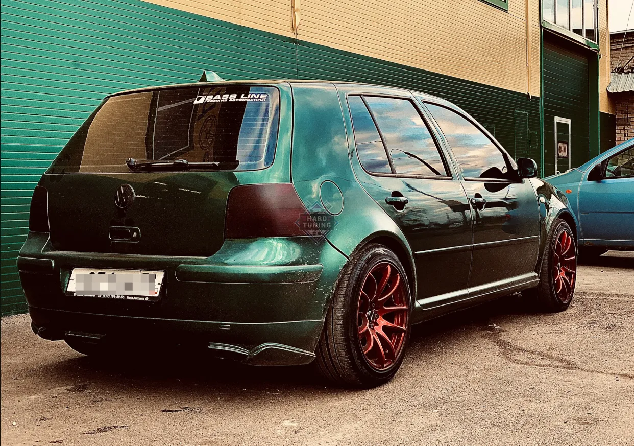 Накладка на задний бампер OETTINGER Volkswagen Golf 4