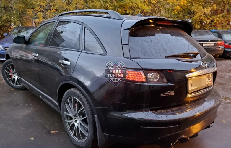 Спойлер верхний литой с боковыми Infiniti FX35/FX45 (S50)