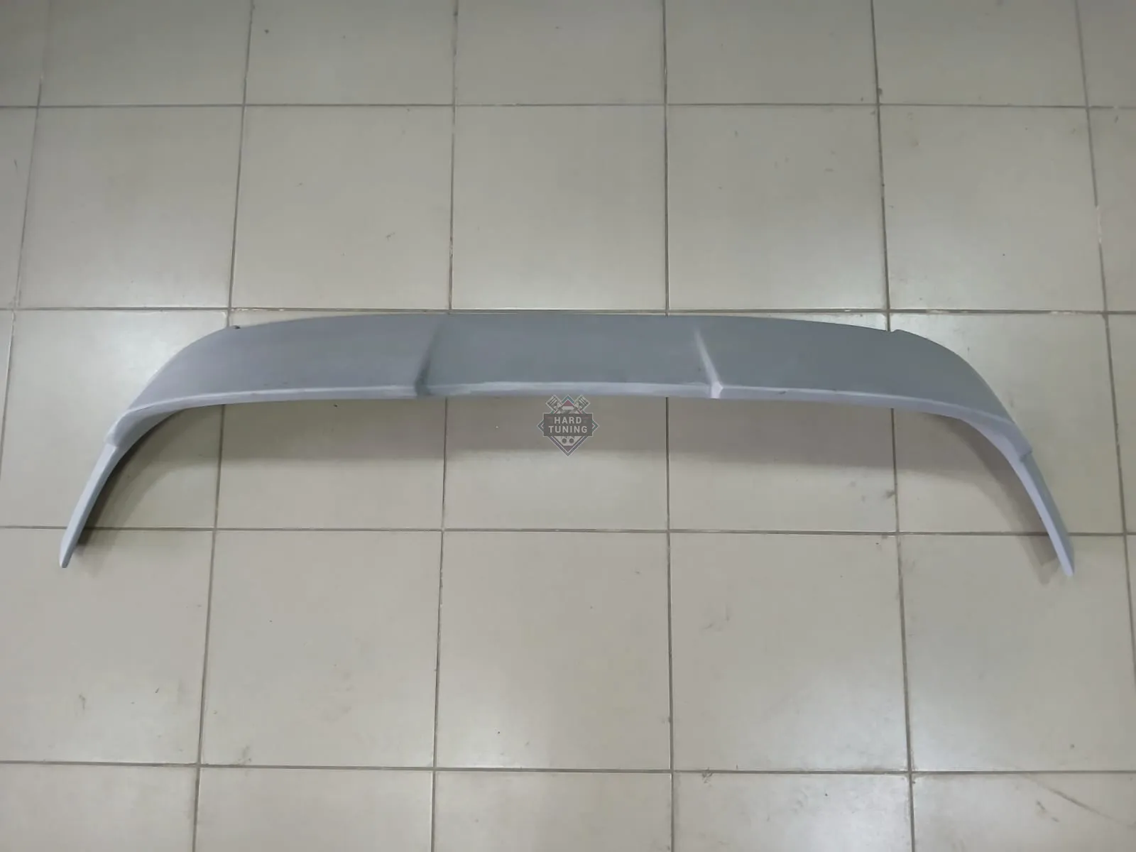Спойлер верхний литой с боковыми Infiniti FX35/FX45 (S50)
