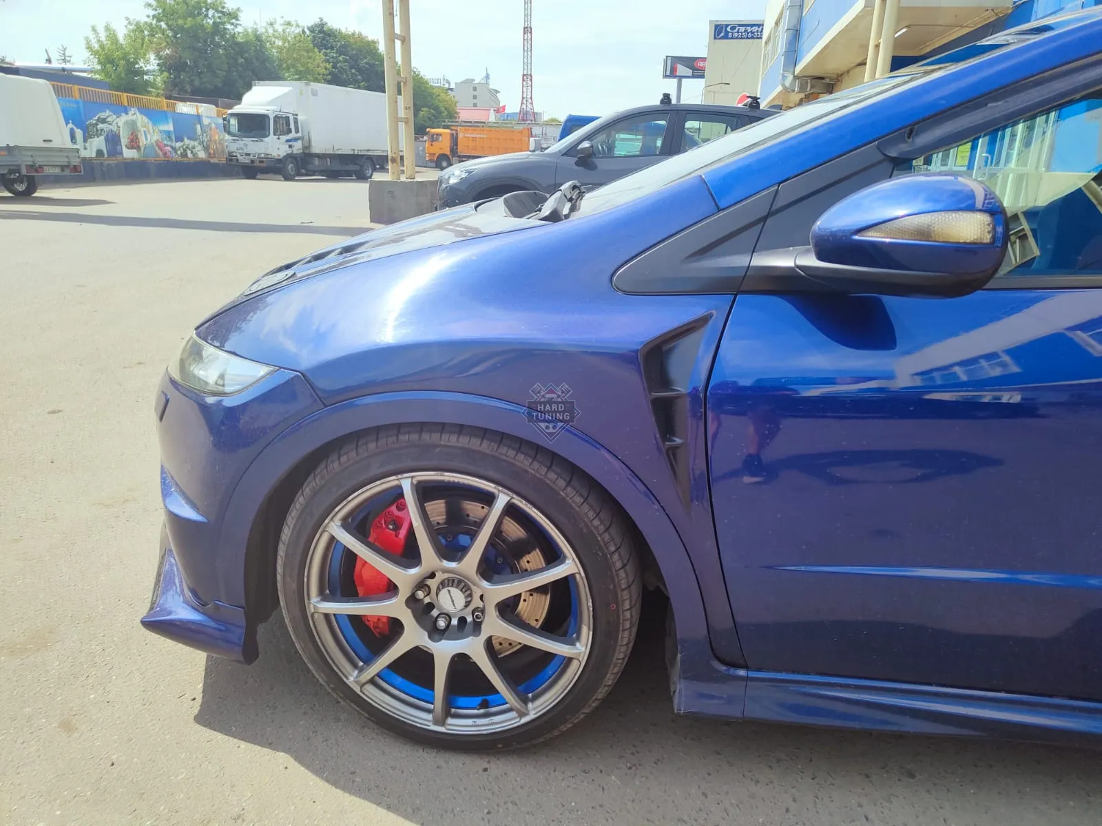 Крылья с жабрами MUGEN Honda Civic 8 5D FN2