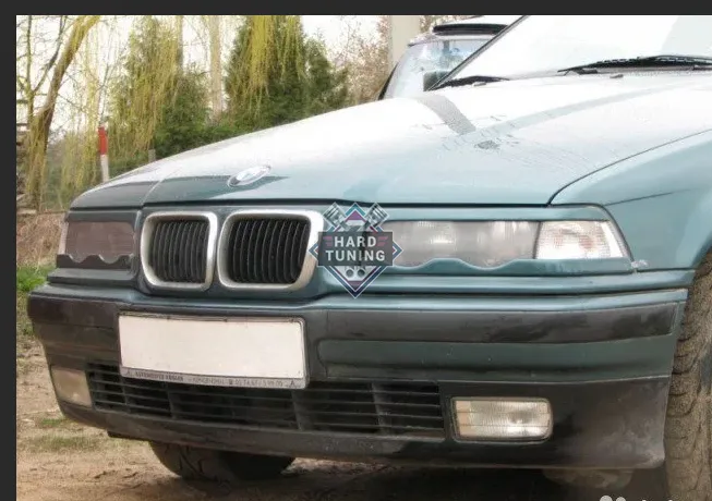 Накладки на фары нижние BMW E36