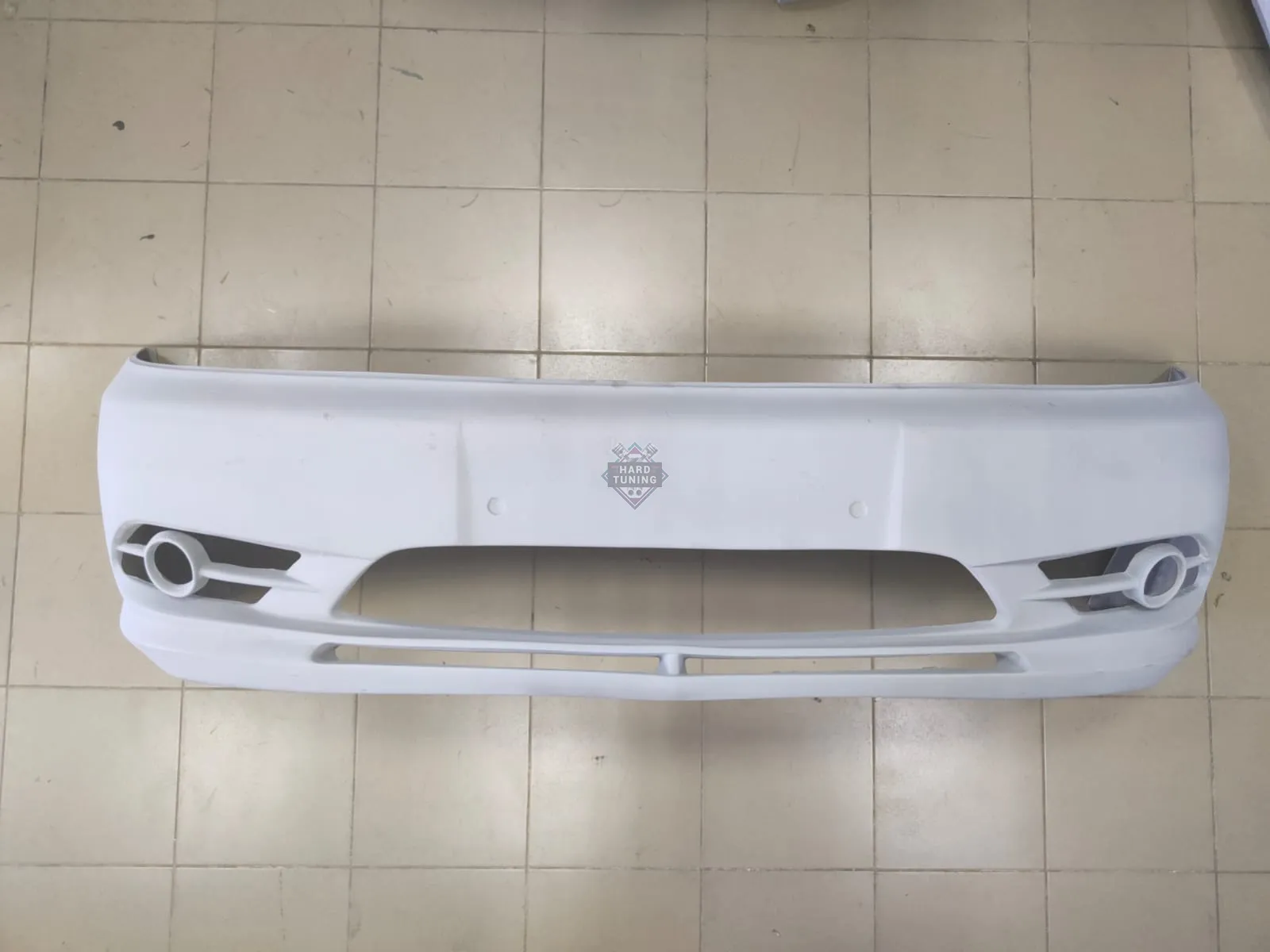 Передний бампер Wild Mercedes Vito (W638)