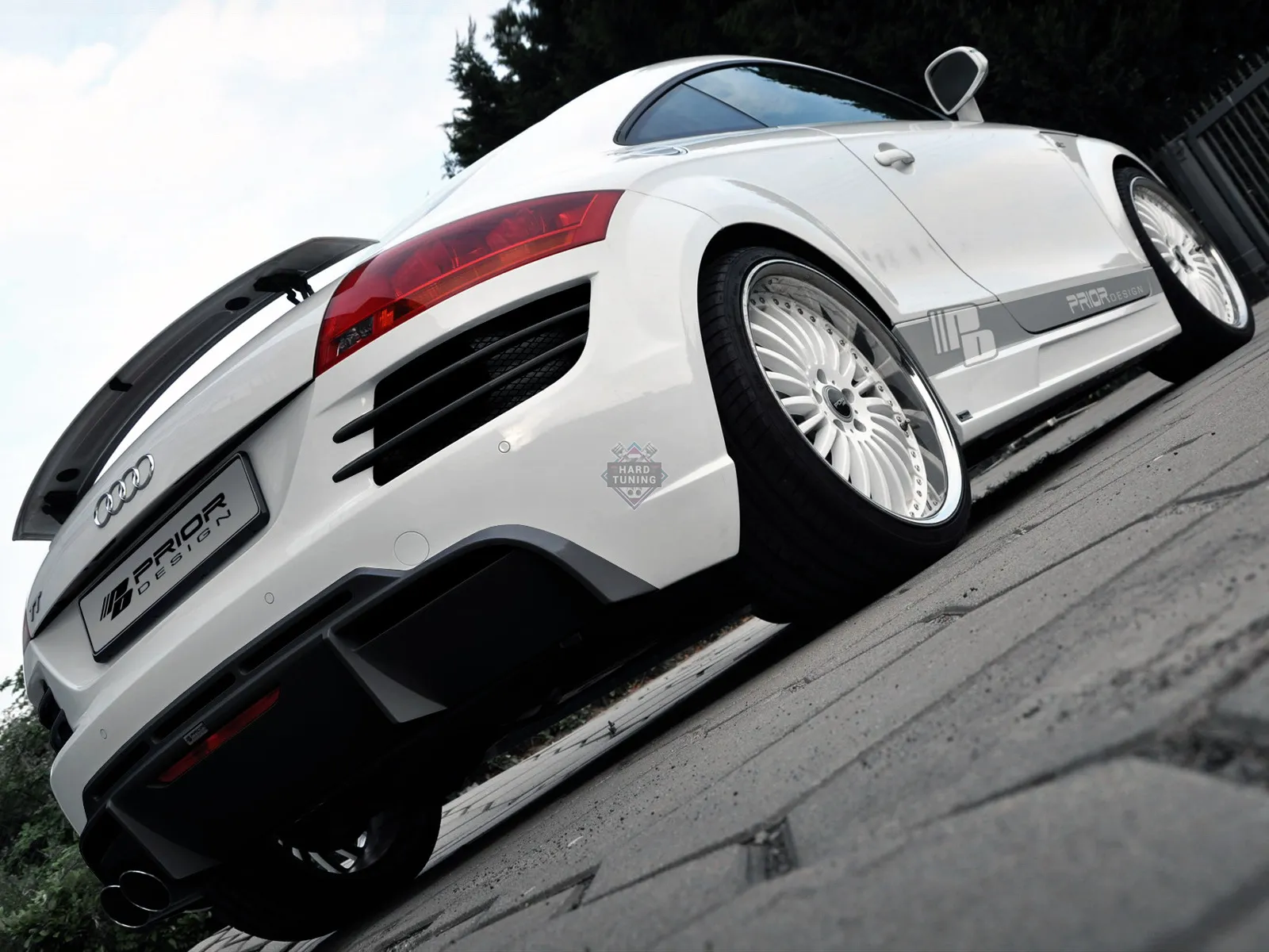 Задний бампер PRIOR DESIGN Audi TT 8J