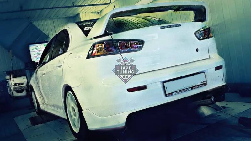 Спойлер EVO Mitsubishi Lancer 10 (2007-2016) стеклопластик