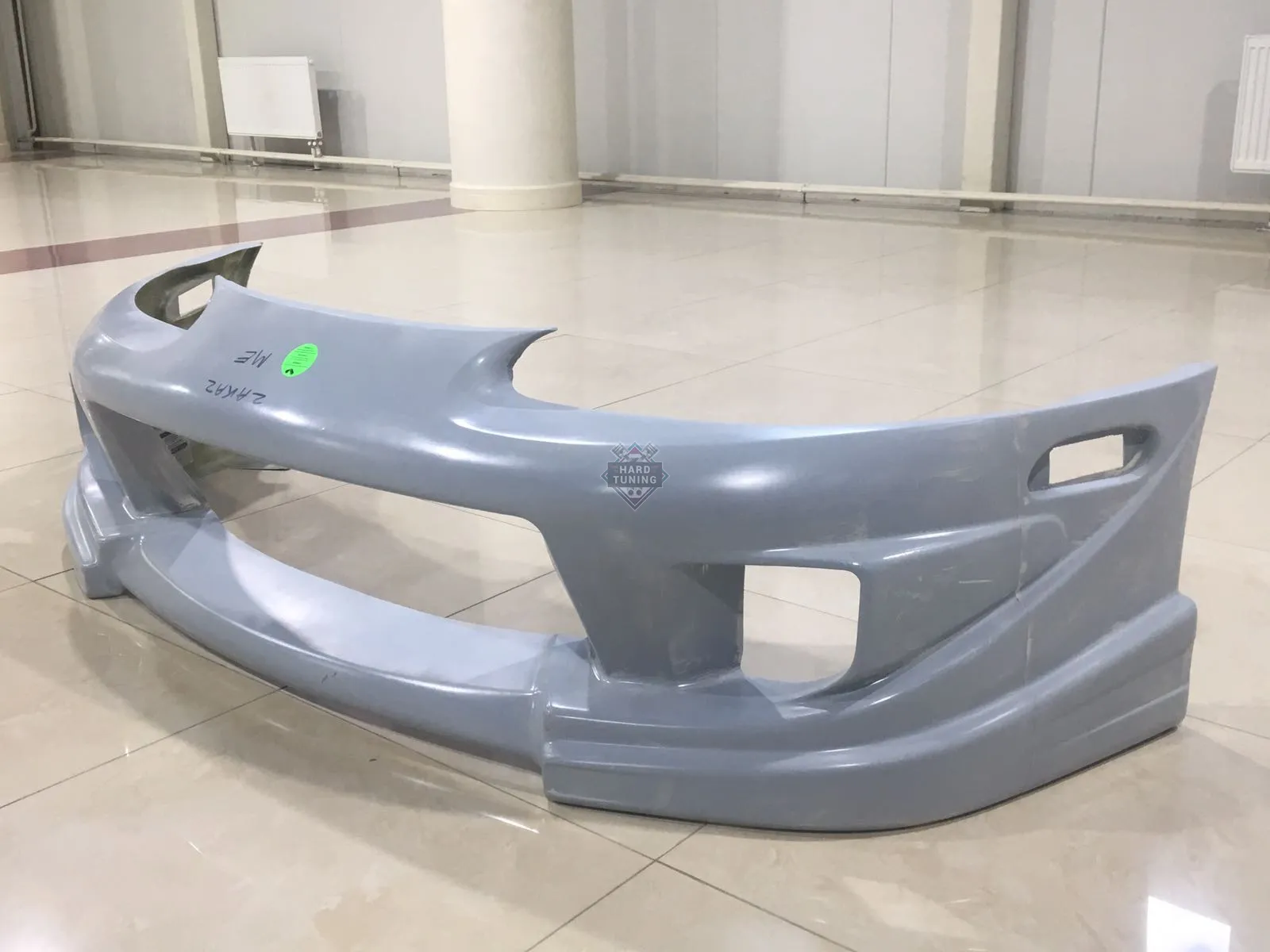 Передний бампер Auto R Mitsubishi Eclipce 2