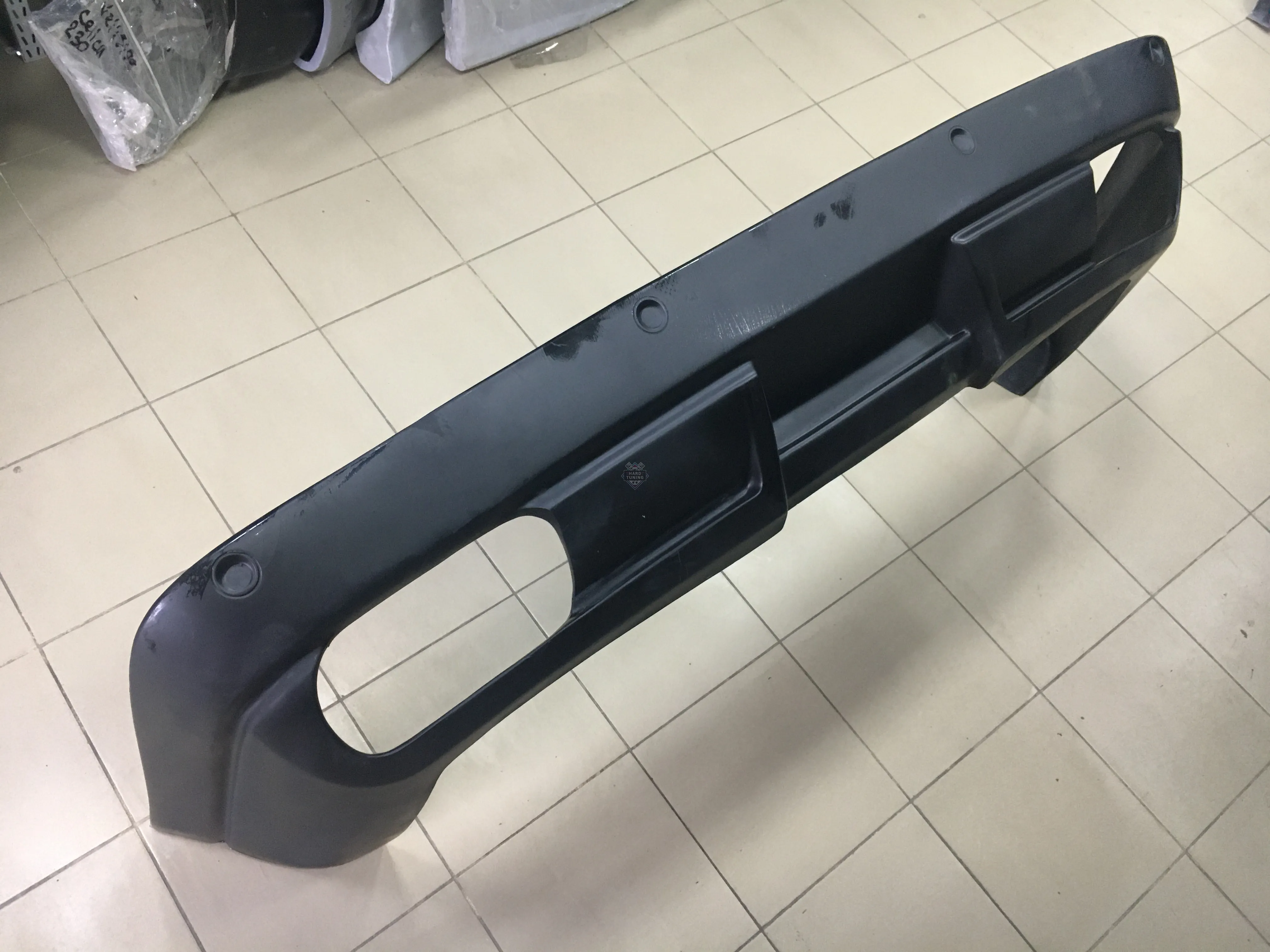 Накладка на задний бампер VERGE STYLE Range Rover Vogue L322 2005-2010