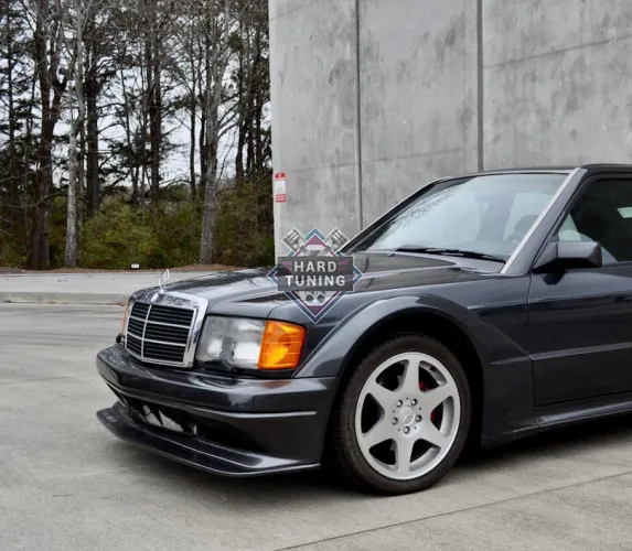 Передний бампер Evolution-2 Mercedes 190 W201