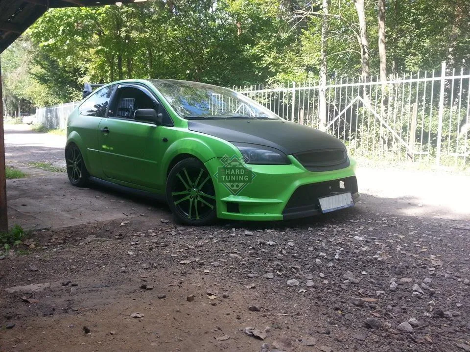 Передний бампер Ford Focus 2 дорестайлинг