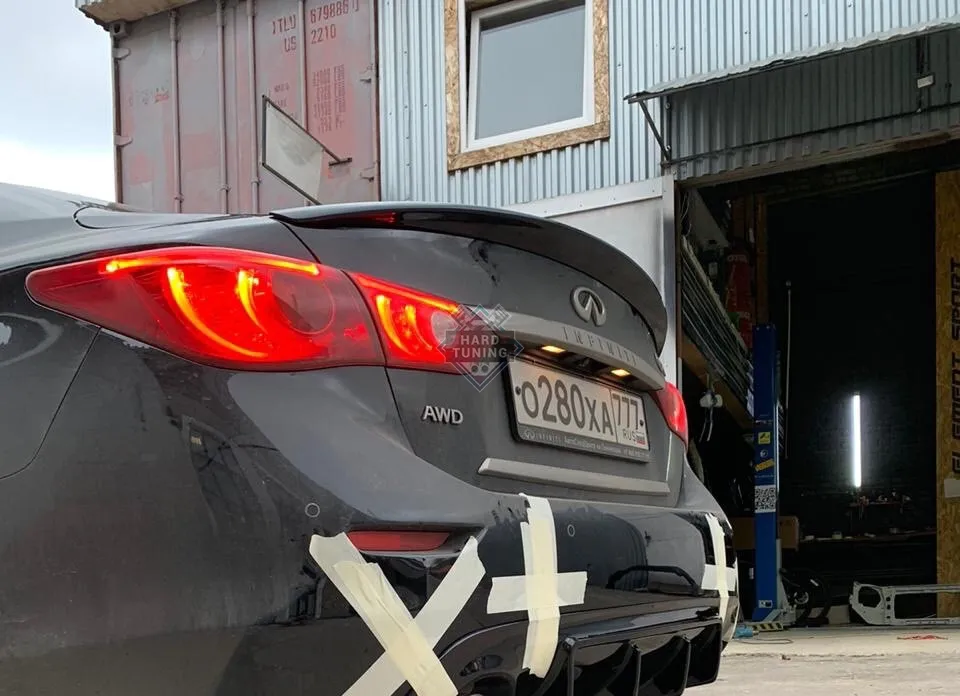 Спойлер лип Infiniti Q50