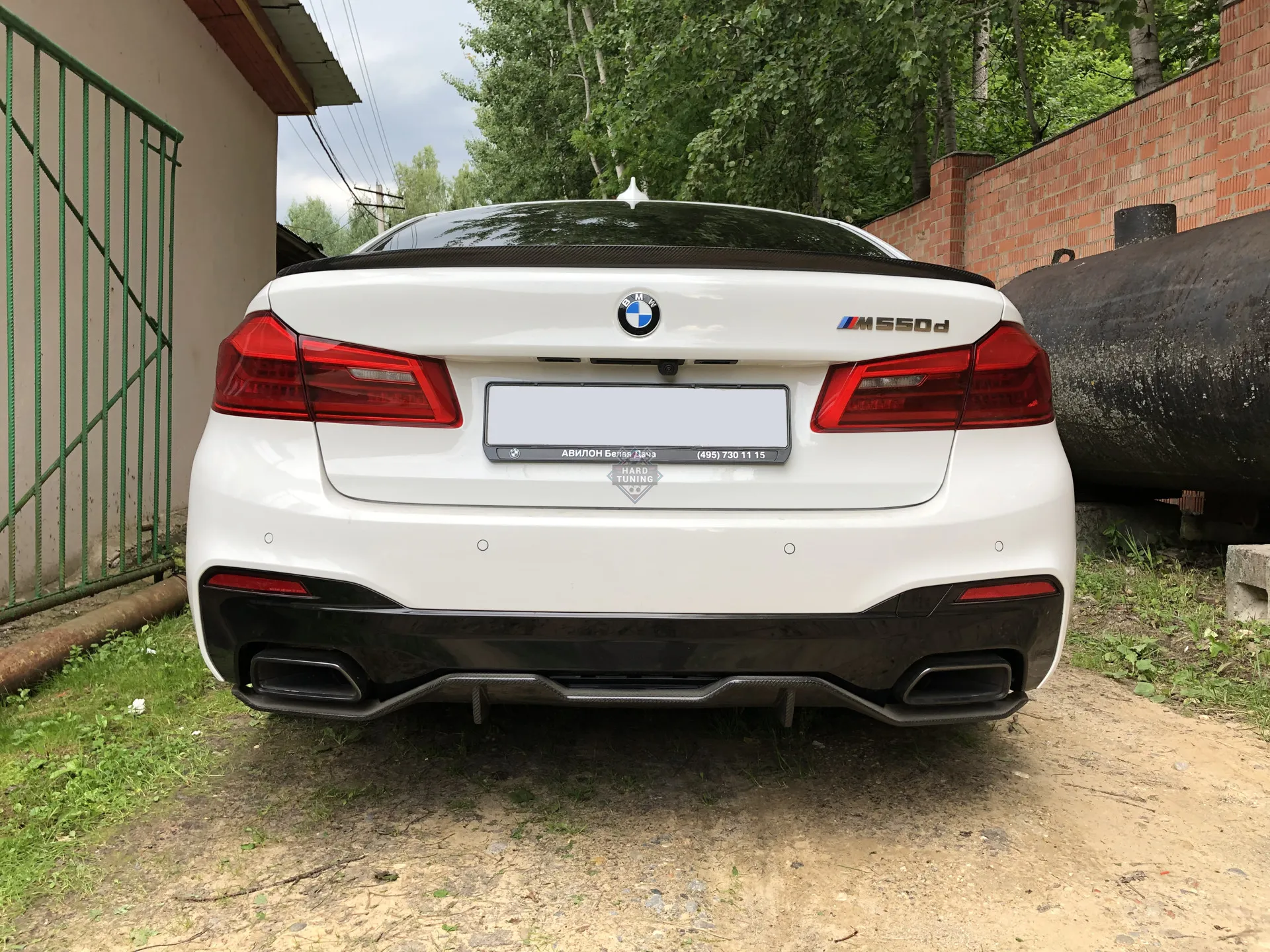 Накладка и диффузор на задний бампер PERFORMANCE BMW G30